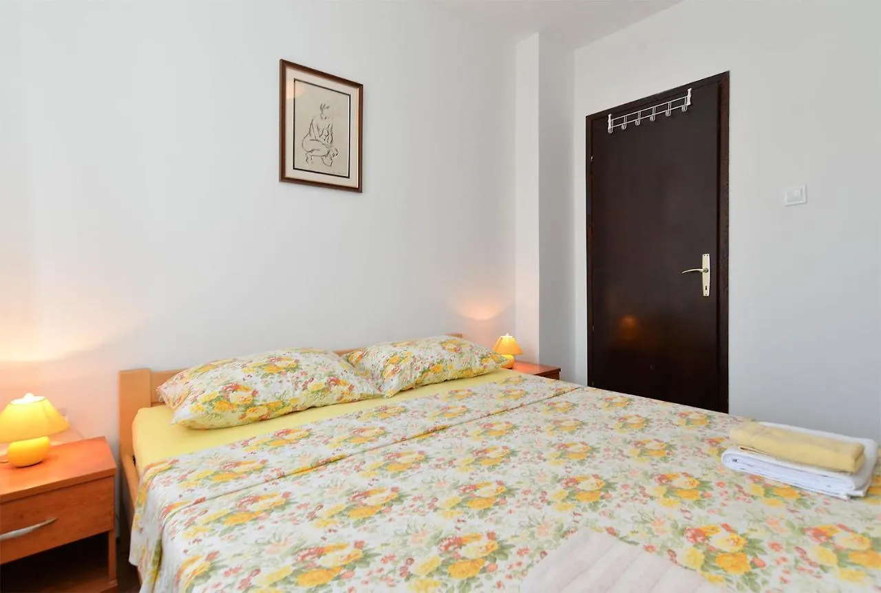 Apartments Vesna 836 Rovinj Croatia