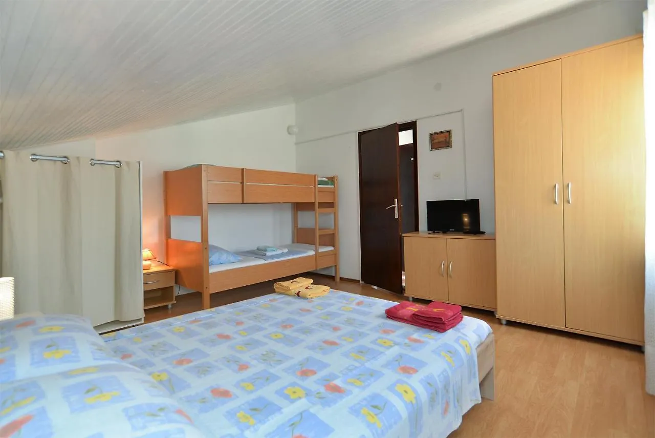 Apartments Vesna 836 Rovinj