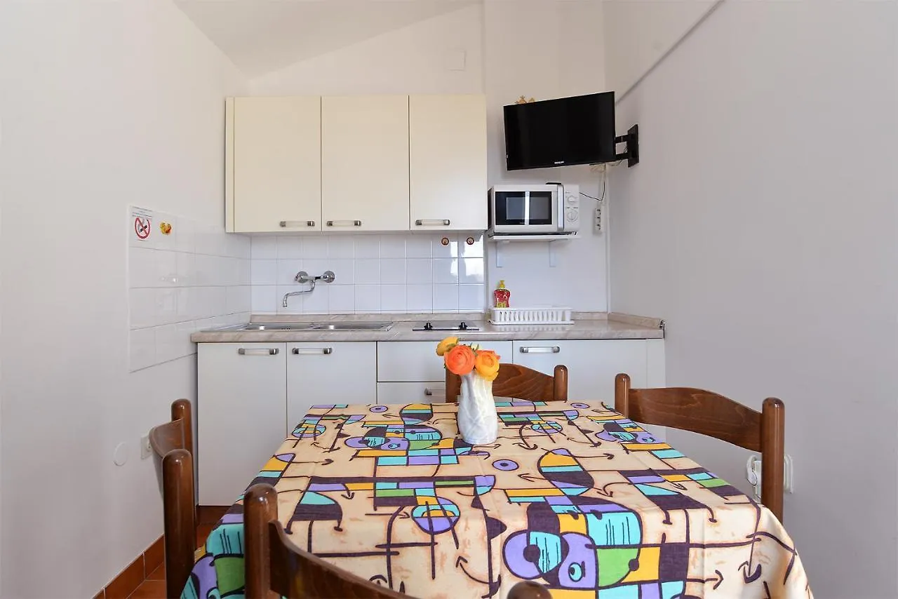 Apartments Vesna 836 Rovinj Croatia