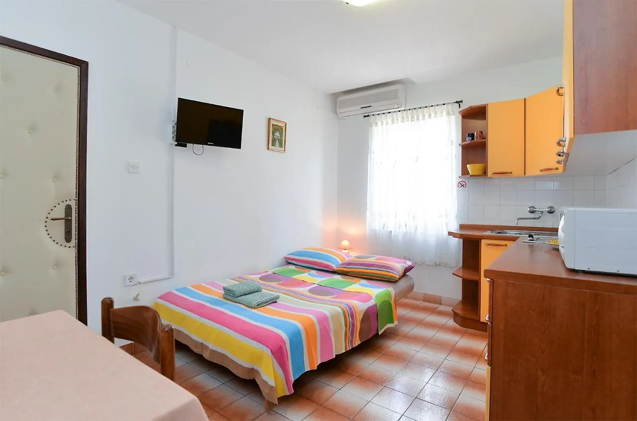 Apartments Vesna 836 Rovinj