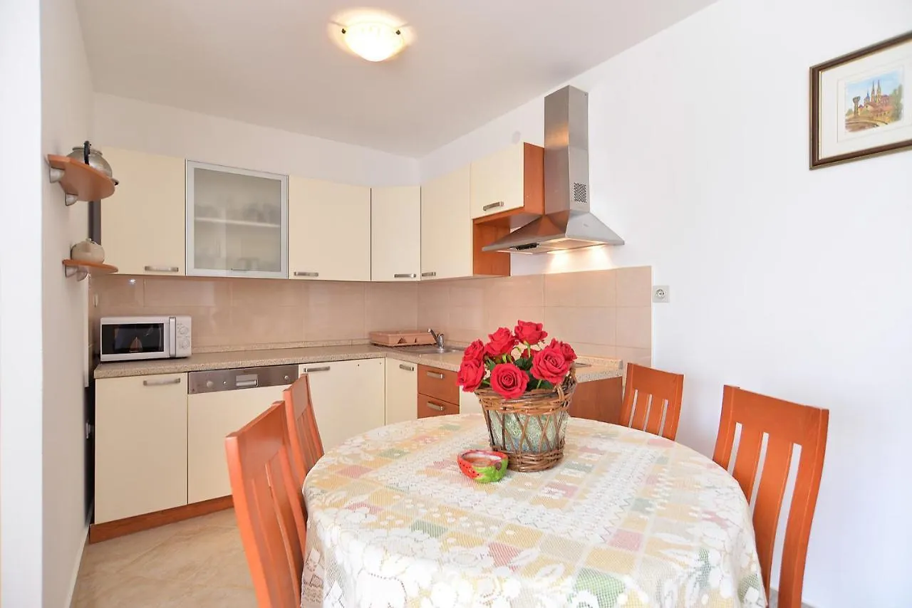 Apartments Vesna 836 Rovinj Croatia