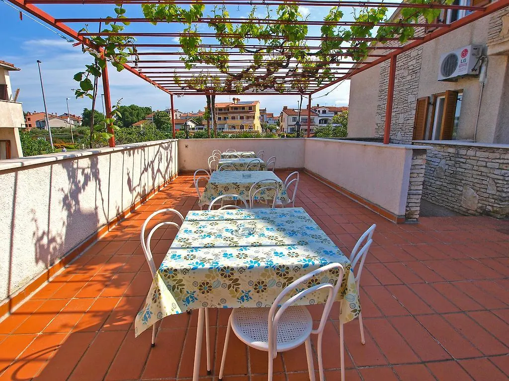 Apartments Vesna 836 Rovinj